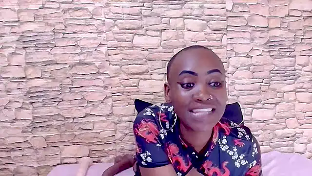 Czat XXX na żywo – EbonyOlive69