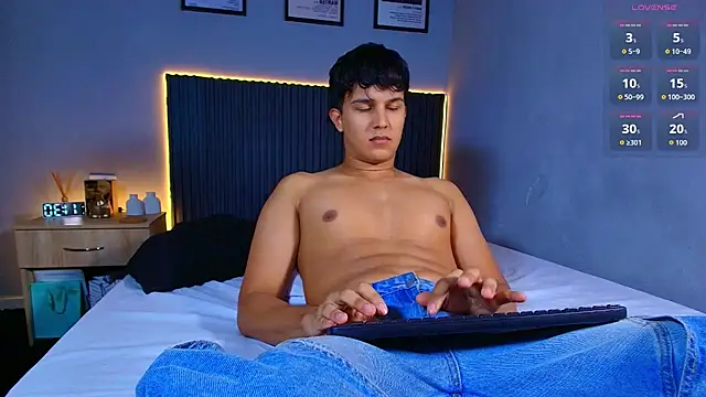 Webkamerová show Leo_Savage_
