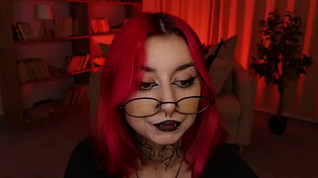 Mistress__Marcellinen Webbikameraesitys