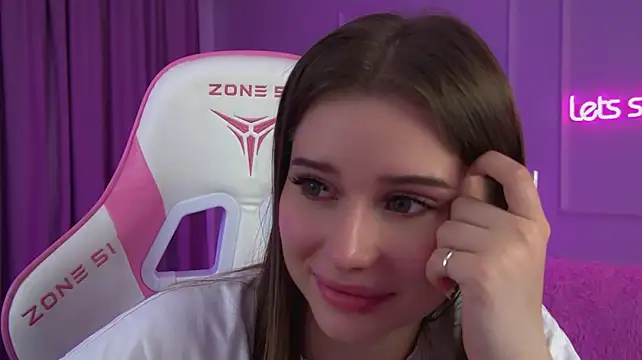DianaVert's Live XXX Chat