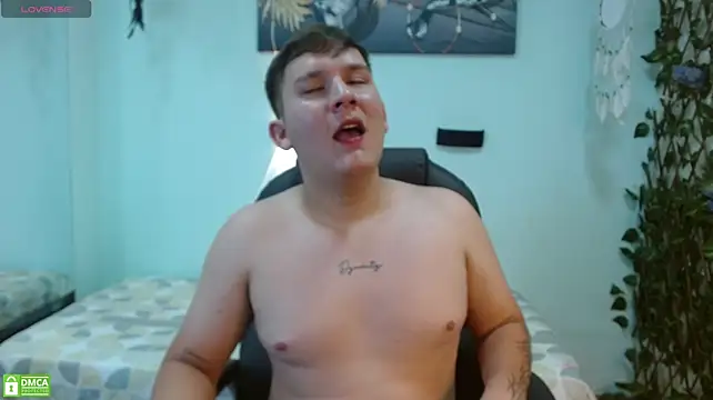 Show modela damian_miller7 na web-kameri