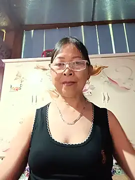 Sky-rain98's Live XXX Chat