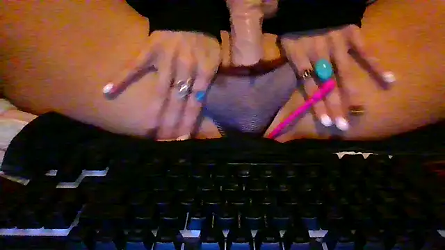 Živý XXX chat thepeachiestprincesss