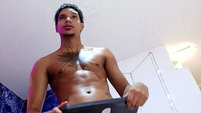 Chat XXX ao vivo de kai_storm77