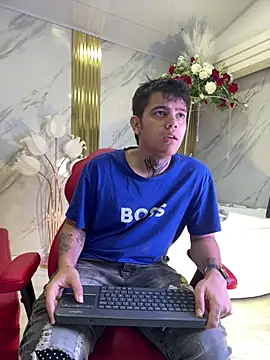 Czat XXX na żywo – leonel_bigcum