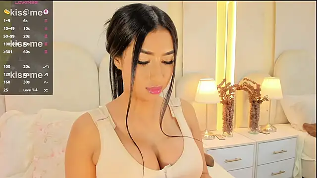 SalomeeBell Chat XXX live