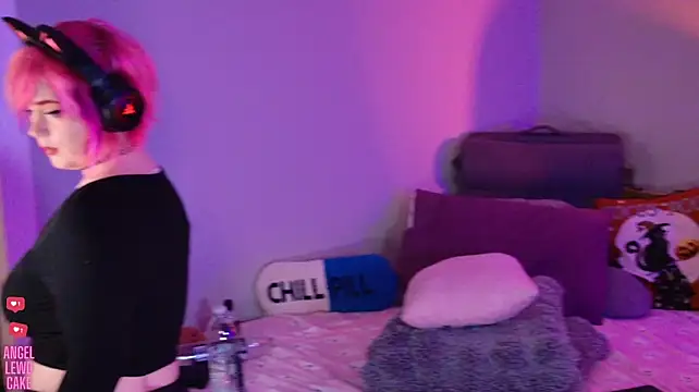 Angel-Lewd-Caken Live XXX chat