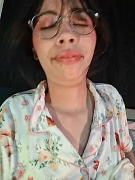 Živý XXX chat Dolli_virginpussy