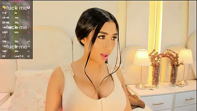 Chat +18 de SalomeeBell ao vivo