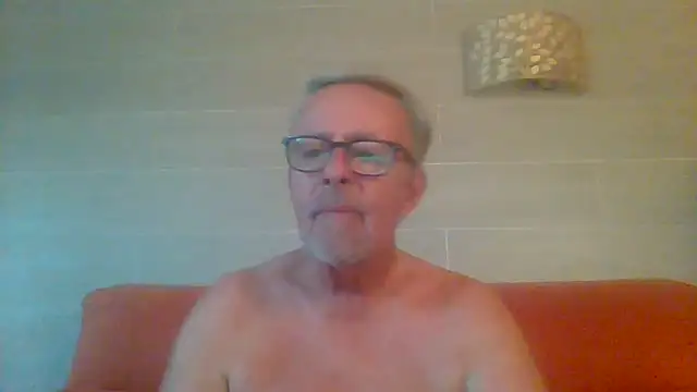 tuggy59 XXX чат на живо