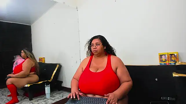 Lynn_Jones' Live XXX Chat