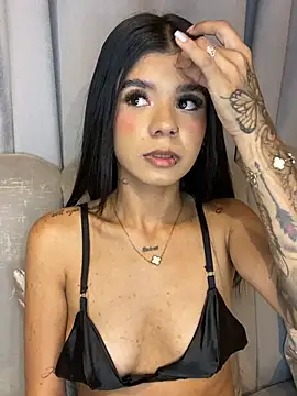 ViolettGracee's Live XXX Chat