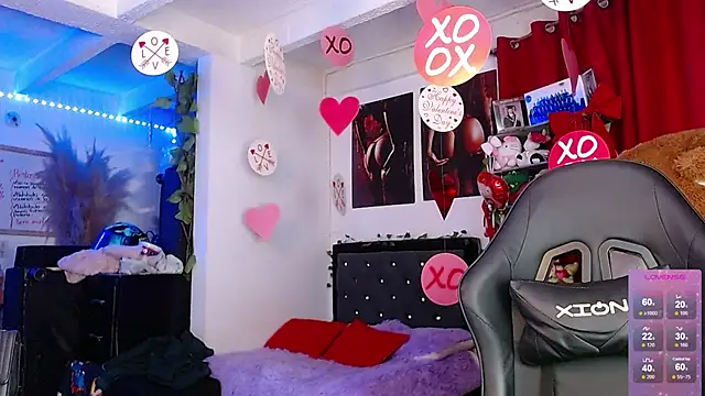 Niky_777 Adlı Modelin Canlı XXX Sohbeti