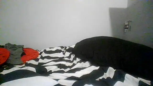 Chat +18 de AidenMcKnight ao vivo