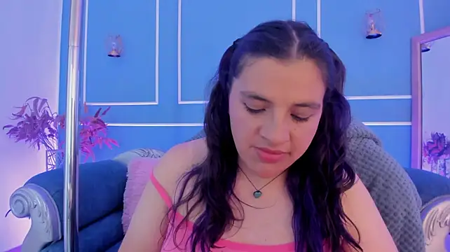 Chat XXX en directo de TaraTaylorr