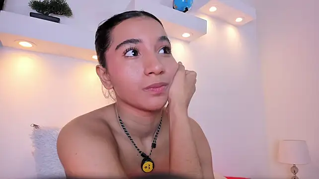 Emily_bruss Chat XXX in diretta