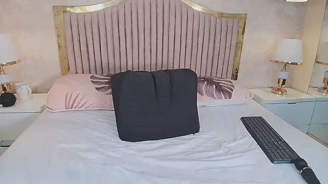 Chat +18 de Kismett_aziz ao vivo