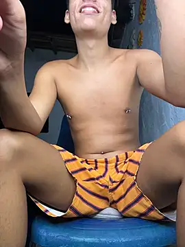 PrincesLeo Adlı Modelin Canlı XXX Sohbeti
