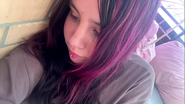 IronicBuckle Live XXX-Chat
