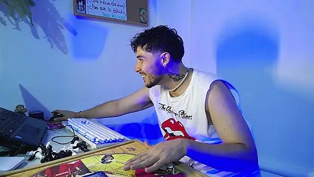 Show modela samaelgomez na web-kameri