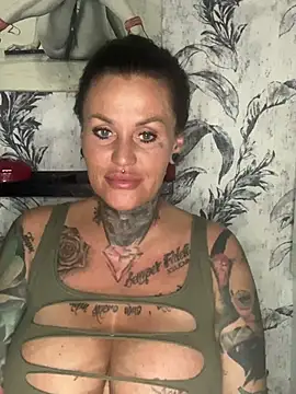 InkedMissLaBaehm Webcam-Show