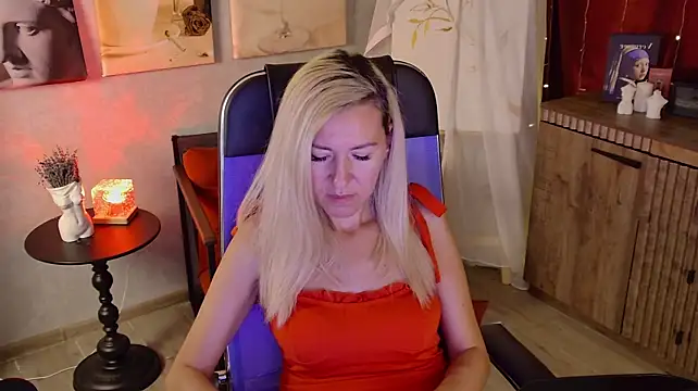 XXX chat uživo modela DonnaSmitth