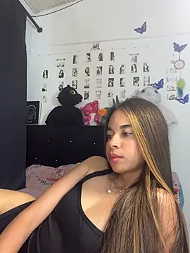 Milleradhara24's Live XXX Chat