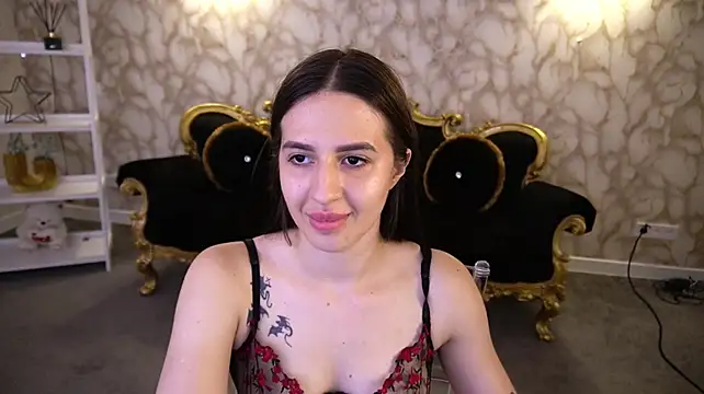 Chat +18 de AlesiaDessmond ao vivo