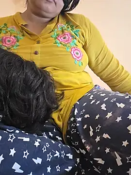 couplegk71's Live XXX Chat