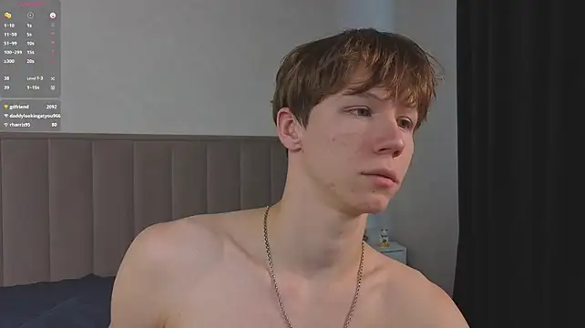 Chatroom XXX en direct de cuMte_boy