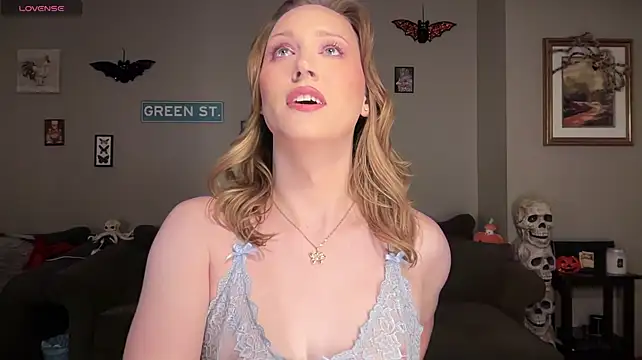 greenxxxqueen: вебкам-шоу