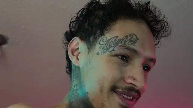 trieone – Live XXX-chat