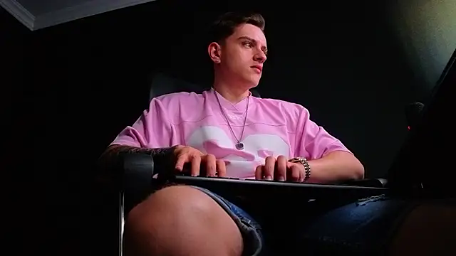 FelixStarkk 现场XXX聊天
