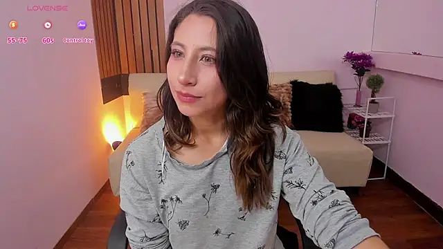 Chatroom XXX en direct de SkarletJhonson_