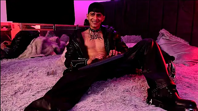 Chat XXX Live DemonKush--