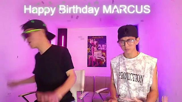 Marcus_and_Tony Pertunjukan Webcam