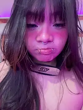 Amara_Kazumii élő XXX-chatje