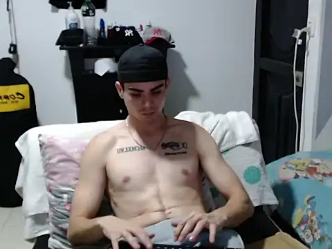 Zac_Efront Webcam show