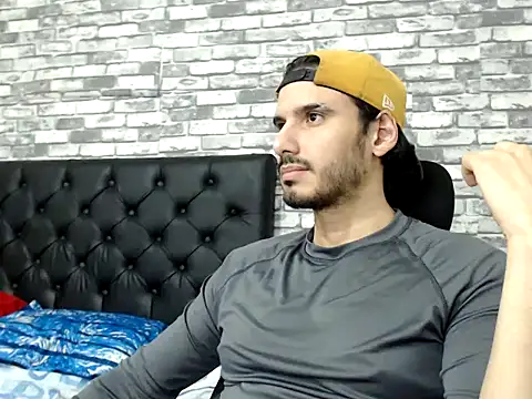 MrTyler667n Live XXX chat