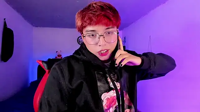 AnggelONfiree Live XXX-Chat