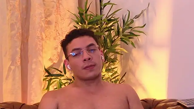 Živý XXX chat OliverWyse