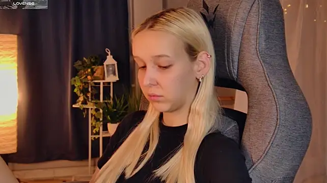 MaoqiBeverly élő XXX-chatje