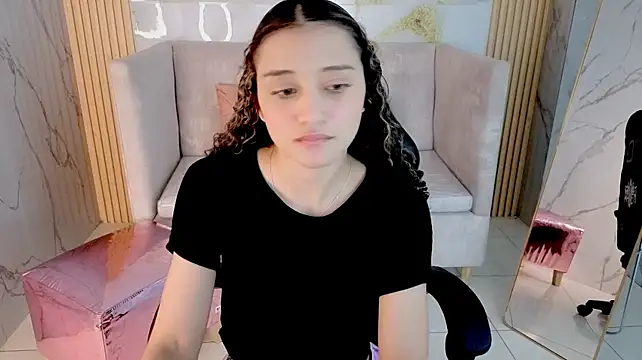 Karol1_s' Live XXX Chat
