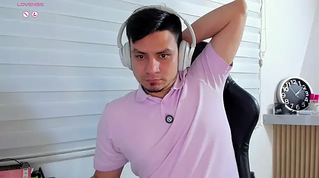 Chat XXX en directo de Rick_Adams