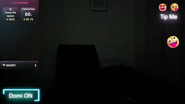 MelaniSaez XXX чат на живо