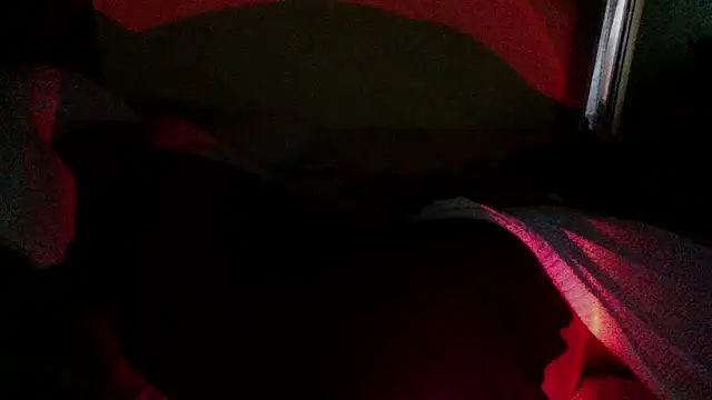 s_urprise Pertunjukan Webcam