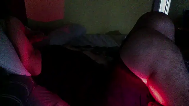 XXX chat uživo modela s_urprise