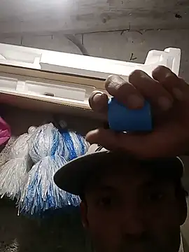 Pertunjukan Kamera Web 8uno