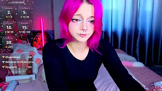 KittieHeart's Live XXX Chat