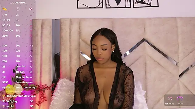 Lola_king_'s Live XXX Chat
